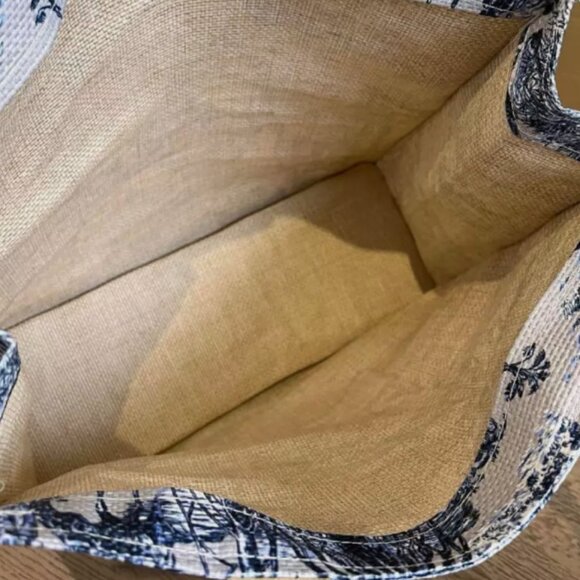 Dior "All Around The World" Straw Tote - Picture 3 of 5